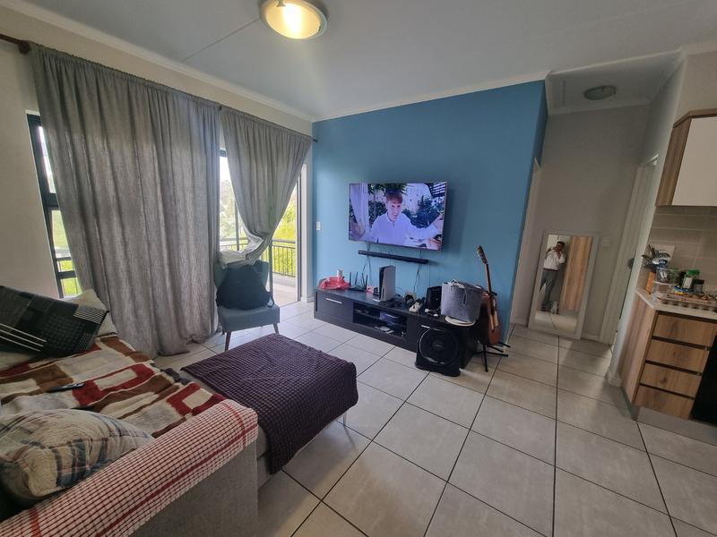 1 Bedroom Property for Sale in De Zicht Estate Western Cape